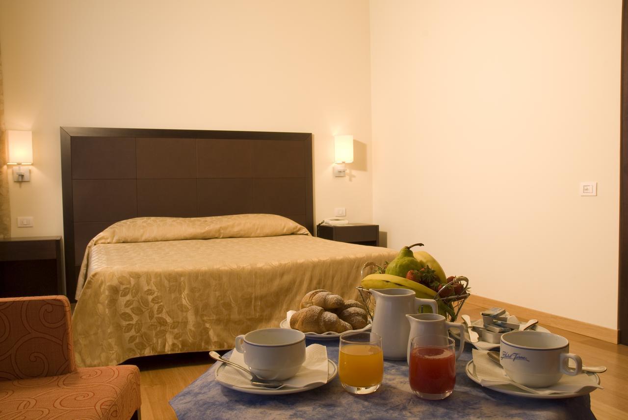 Hotel Terme มอนติเชลลี แตร์เม ภายนอก รูปภาพ